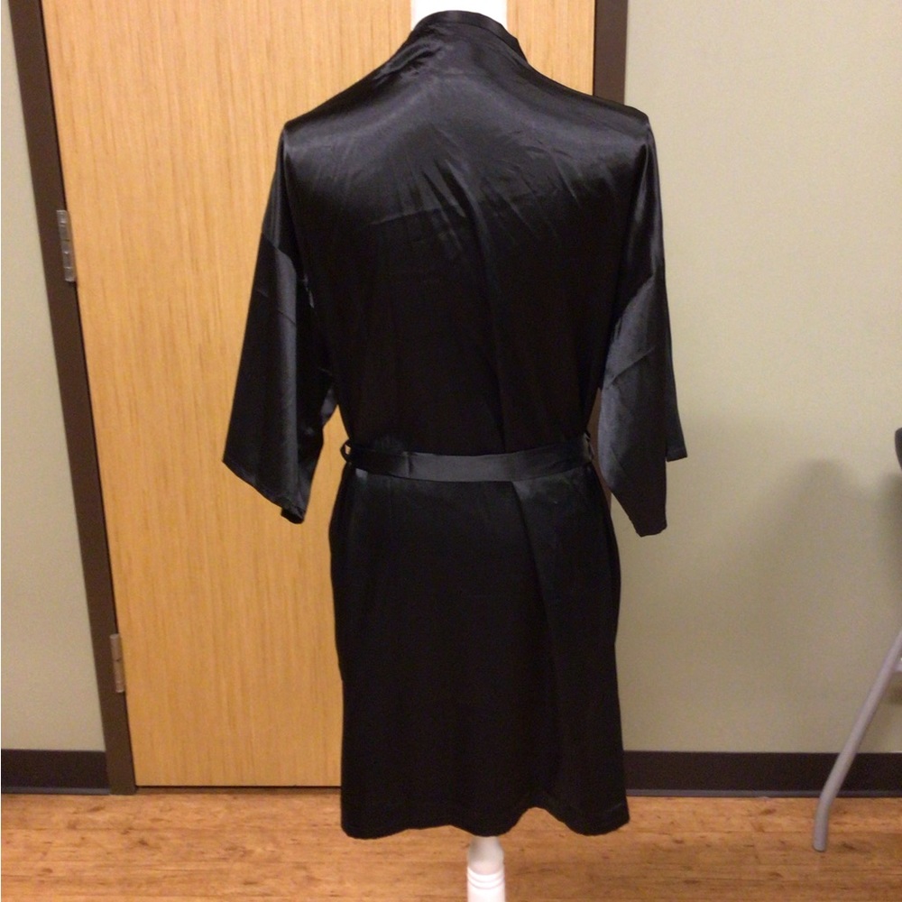 Black Robe - Picture 2 of 3